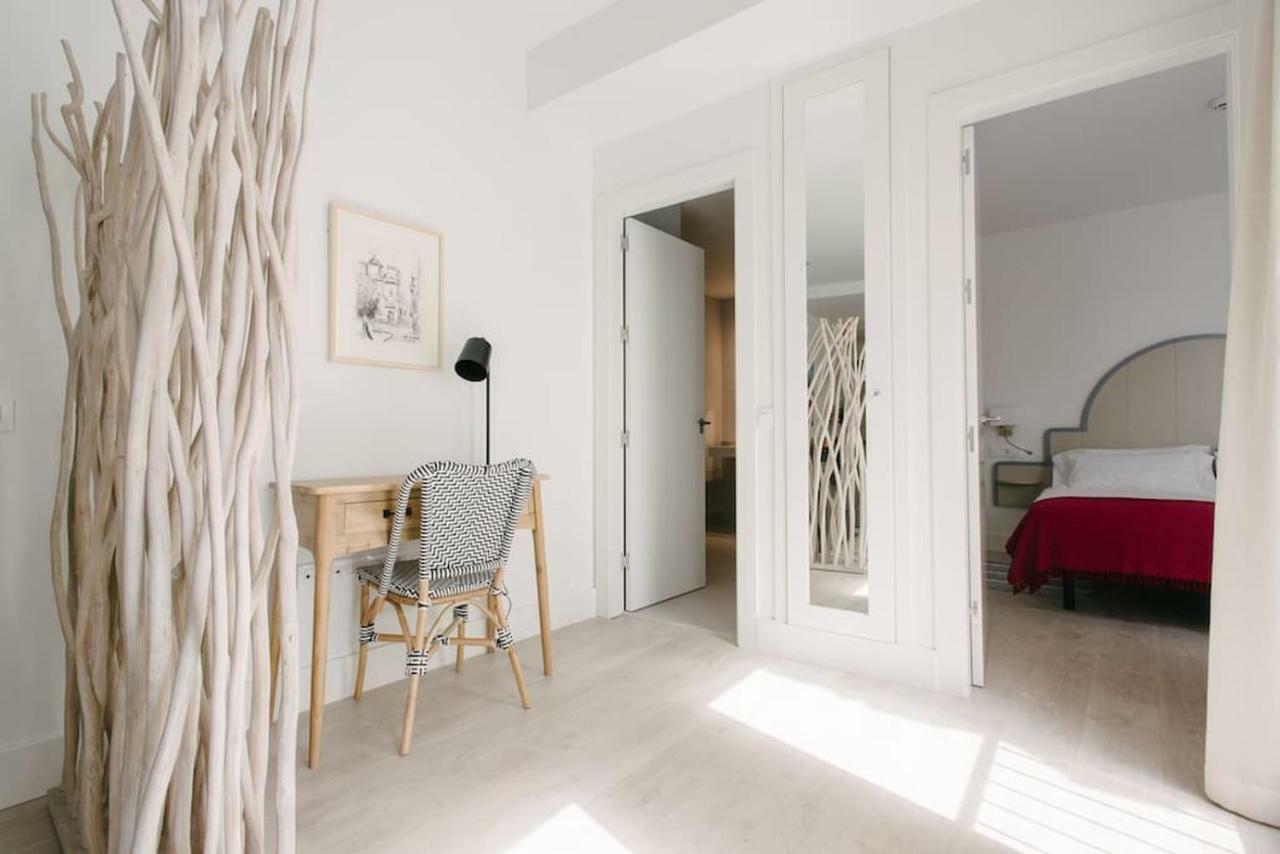 Apartamentos Rg Suites Plaza Del Salvador Seville Luaran gambar