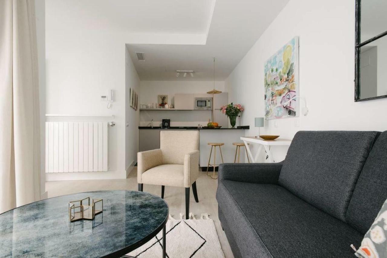 Apartamentos Rg Suites Plaza Del Salvador Seville Luaran gambar