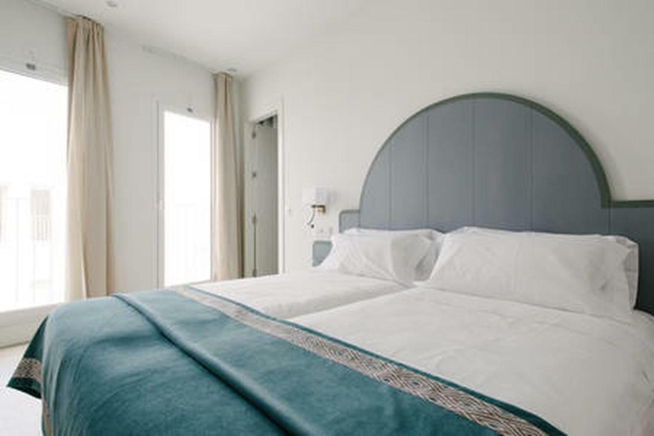 Apartamentos Rg Suites Plaza Del Salvador Seville Luaran gambar