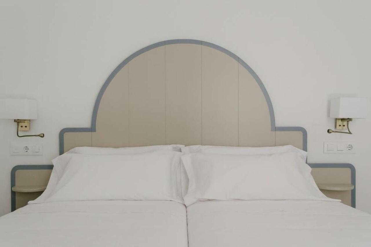 Apartamentos Rg Suites Plaza Del Salvador Seville Luaran gambar