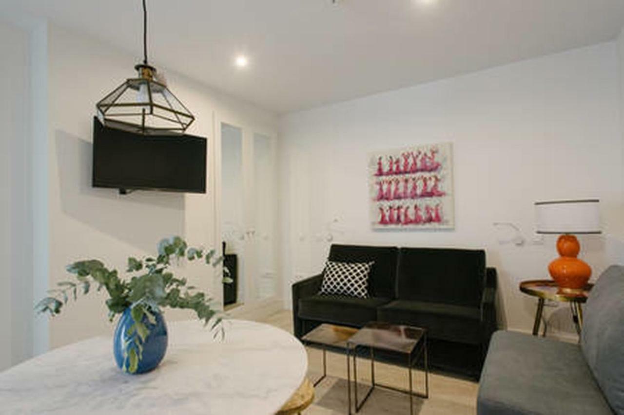 Apartamentos Rg Suites Plaza Del Salvador Seville Luaran gambar